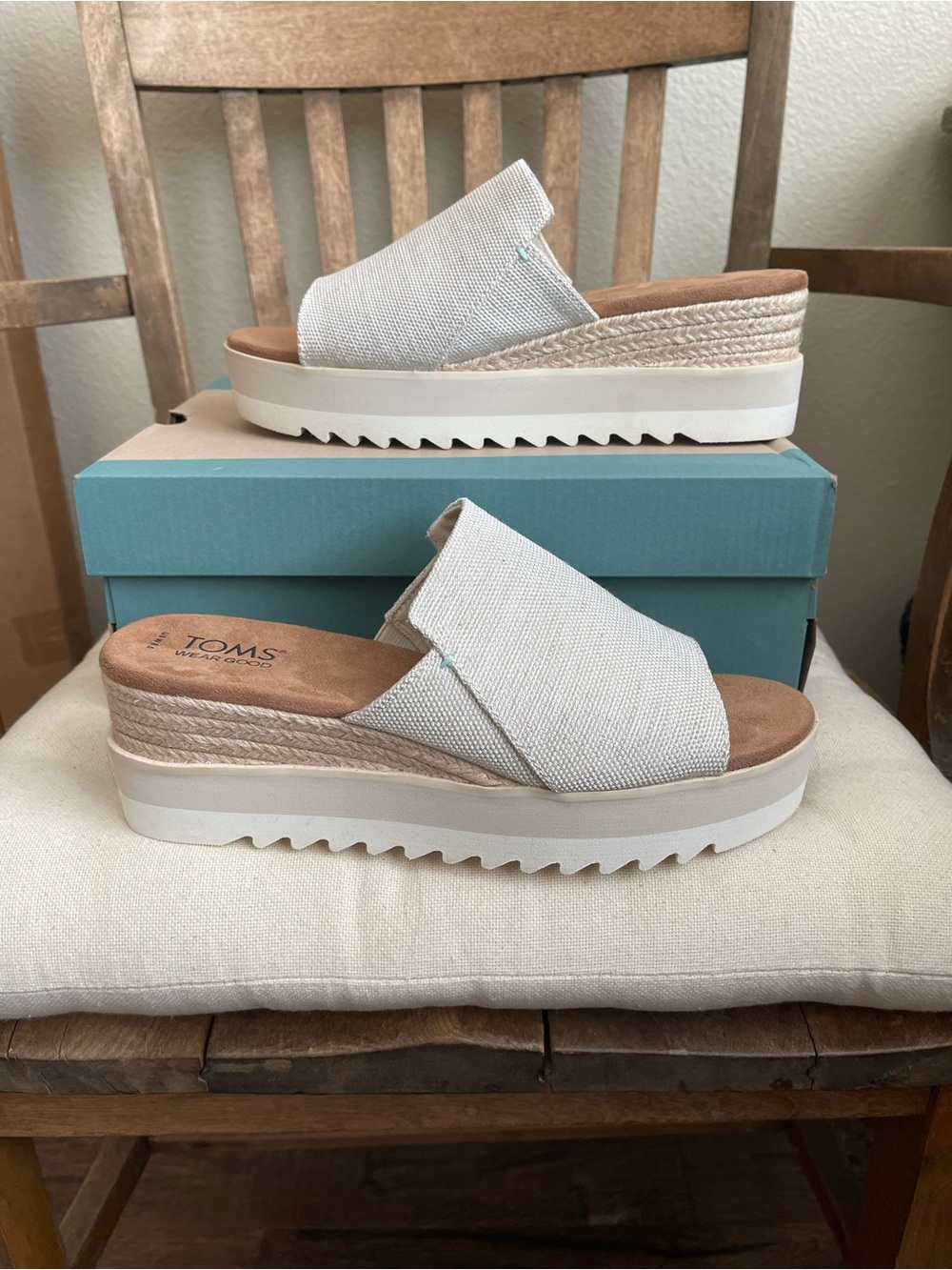 TOMS Diana White Canvas Platform Mule Slide Sandals - Women's